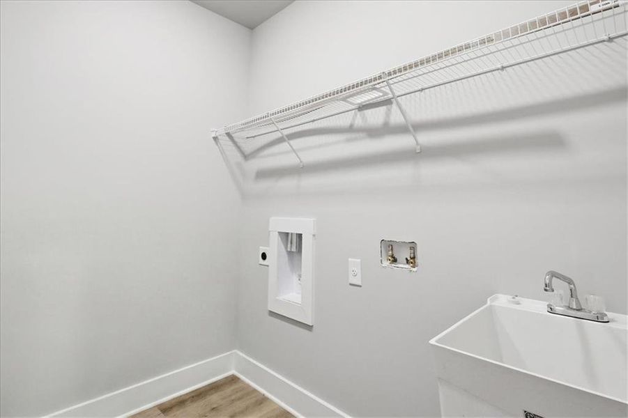 Spacious, unfurnished interior of a new home in , Statham (Image 32).