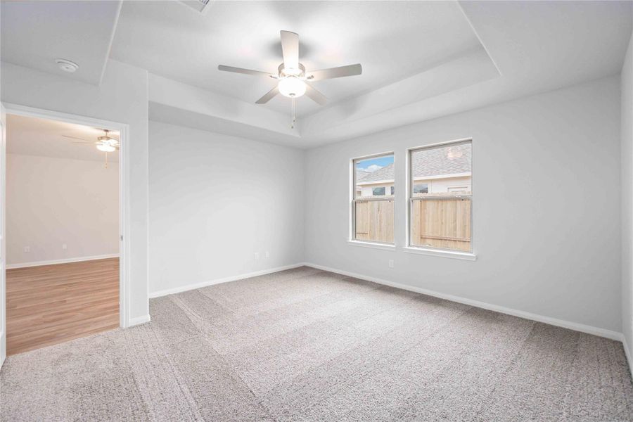 Spacious, unfurnished interior of a new home in Sandrock Station, Houston (Image 19).
