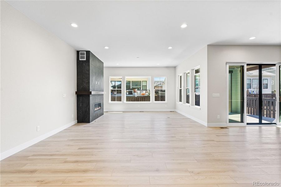 Spacious, unfurnished interior of a new home in Reflection at Solstice, Littleton (Image 22).