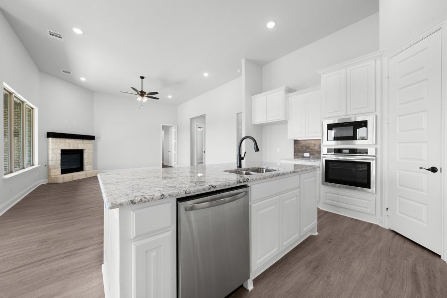 Furnished interior view inside a new home in Heritage, Rockwall (Image 9).