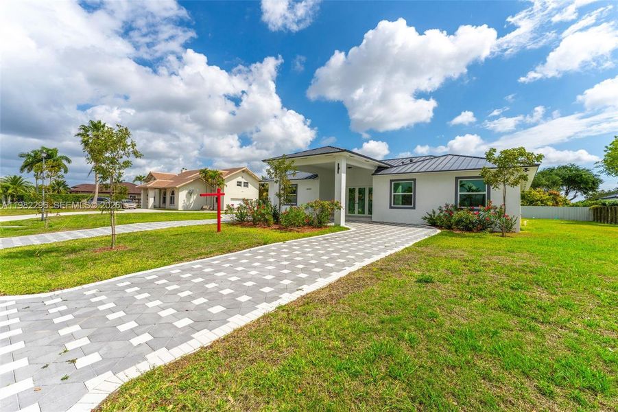 Community amenities in , Miami (Image 36). Community amenities in , Miami (Image 36).