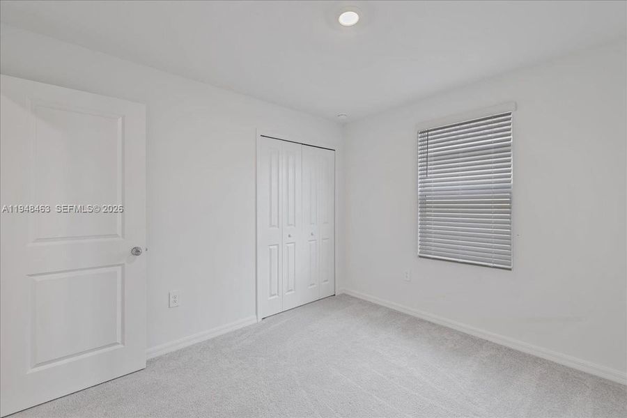 Spacious, unfurnished interior of a new home in , Lehigh Acres (Image 21).