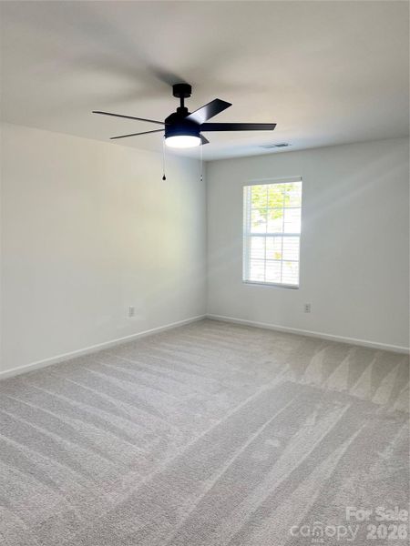 Spacious, unfurnished interior of a new home in Blackwood Creek, Gastonia (Image 10). Spacious, unfurnished interior of a new home in Blackwood Creek, Gastonia (Image 10).
