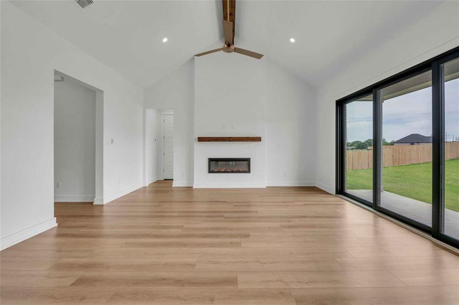 Please note: These interior photos are not of the actual home but are of a completed one with a similar floor plan. Finishes, features, and layouts may vary. Please note: These interior photos are not of the actual home but are of a completed one with a similar floor plan. Finishes, features, and layouts may vary.