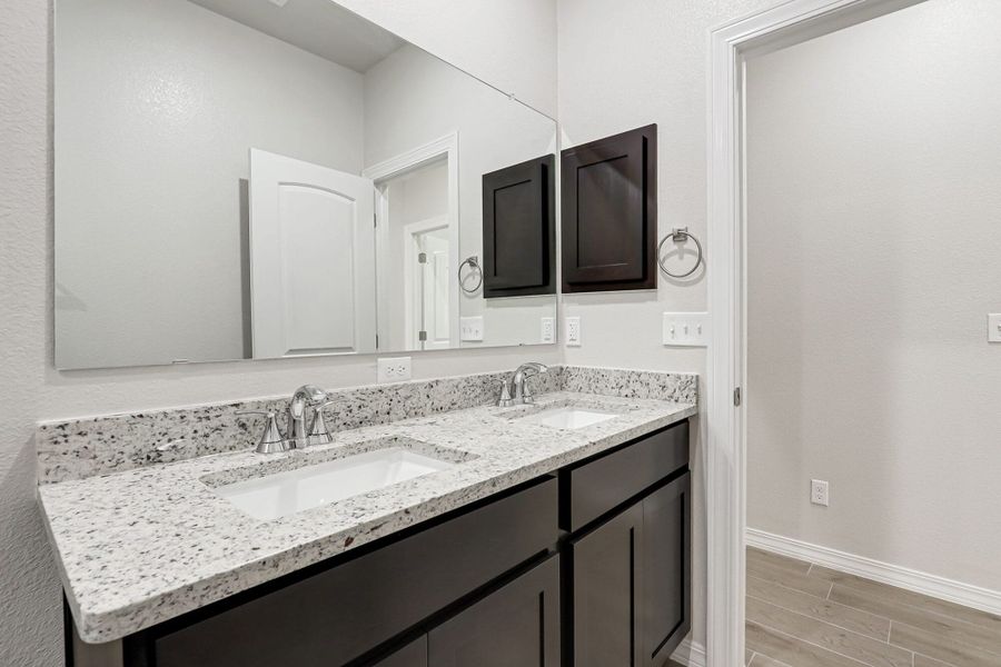 Representative furnished interior of a home built from the Desert Willow by View Homes in Paseos Del Este, Horizon City (Image 15). Representative furnished interior of a home built from the Desert Willow by View Homes in Paseos Del Este, Horizon City (Image 15).