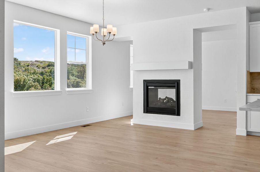 Spacious, unfurnished interior of a new home in Macanta, Castle Rock (Image 13).