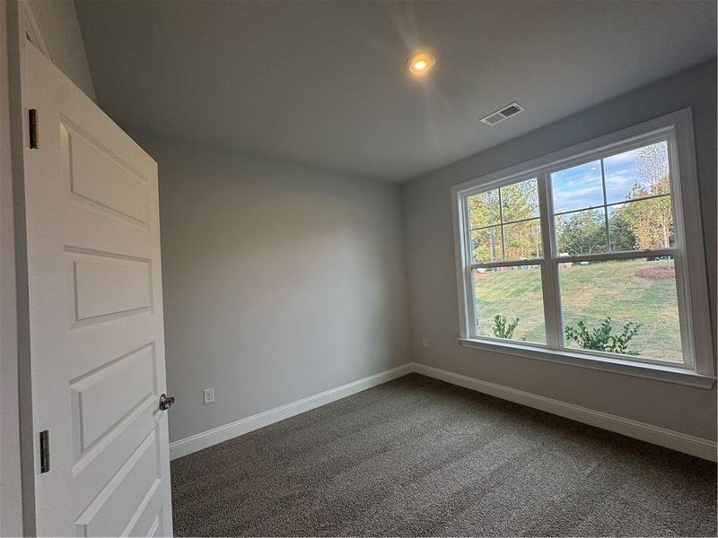 Spacious, unfurnished interior of a new home in Tuscany Hills, Douglasville (Image 13).