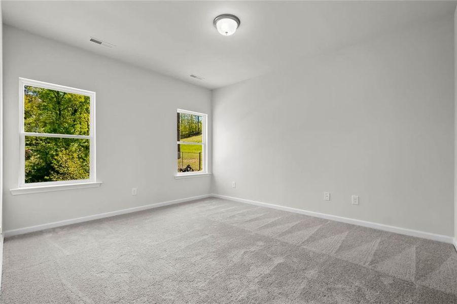 Spacious, unfurnished interior of a new home in North Haven, Rome (Image 24).