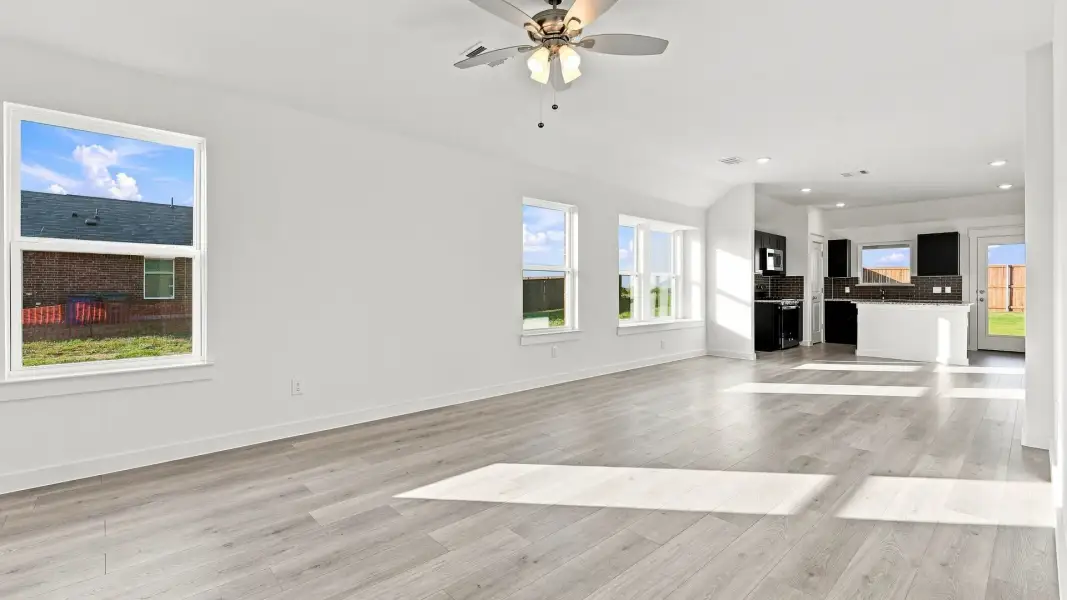 Horizon Floor Plan - Representative Photo
