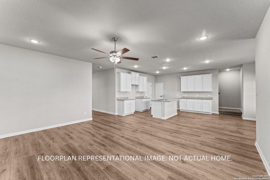 Spacious, unfurnished interior of a new home in Hunters Ranch, San Antonio (Image 13).