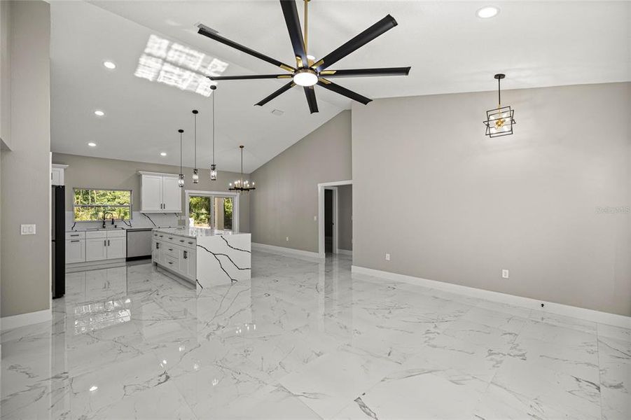 Spacious, unfurnished interior of a new home in , Summerfield (Image 25).