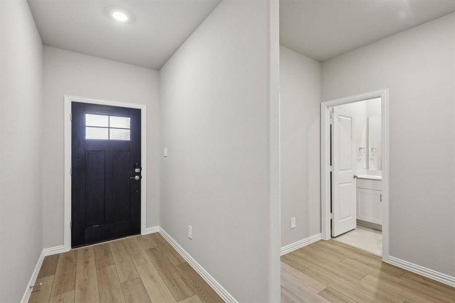 Spacious, unfurnished interior of a new home in Parks at Foster Crossing - Premier Series, Anna (Image 18). Spacious, unfurnished interior of a new home in Parks at Foster Crossing - Premier Series, Anna (Image 18).