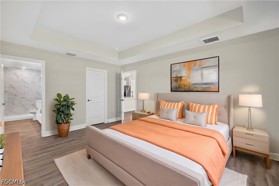 Furnished interior view inside a new home in Cape Coral, Cape Coral (Image 7).