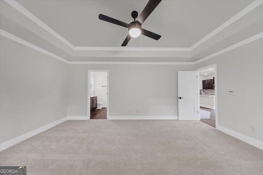 Spacious, unfurnished interior of a new home in Canterbury Villas, Carrollton (Image 23).