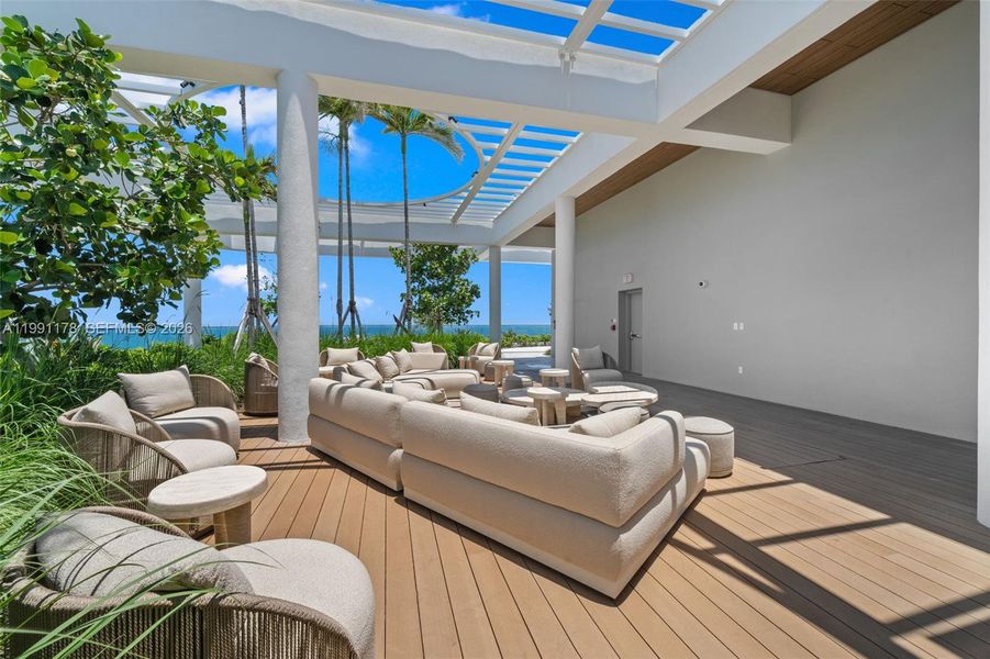 Community amenities in 72 Park, Miami Beach (Image 39).