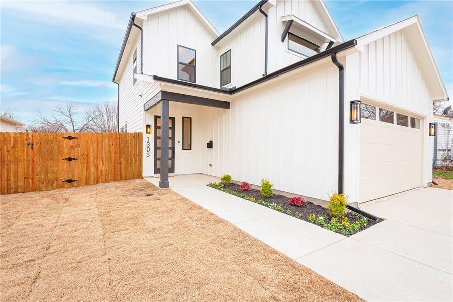 Exterior details and patio area of a home in , McKinney (Image 31).