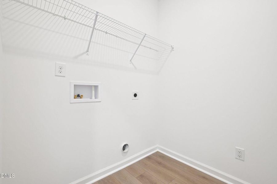 26-web-or-mls-N Stone Ml Trl-S2611-026 26-web-or-mls-N Stone Ml Trl-S2611-026