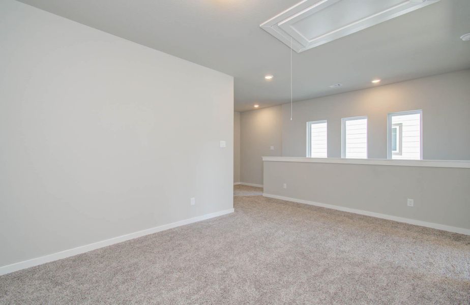 Spacious, unfurnished interior of a new home in Dunvale Village - Townhome Collection, Houston (Image 9).