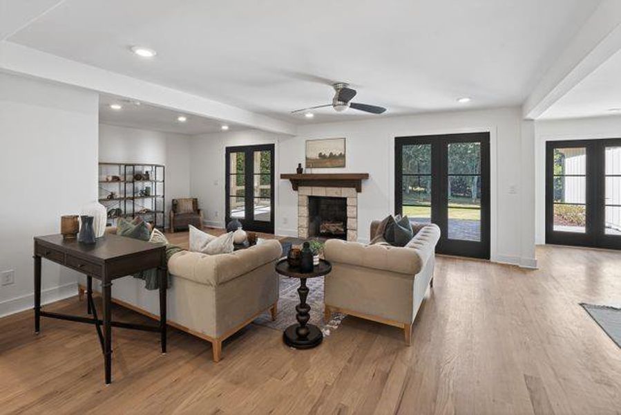 Furnished interior view inside a new home in , Roswell (Image 33).