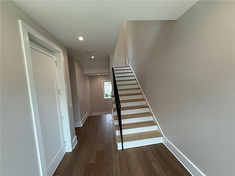Spacious, unfurnished interior of a new home in , Atlanta (Image 13). Spacious, unfurnished interior of a new home in , Atlanta (Image 13).