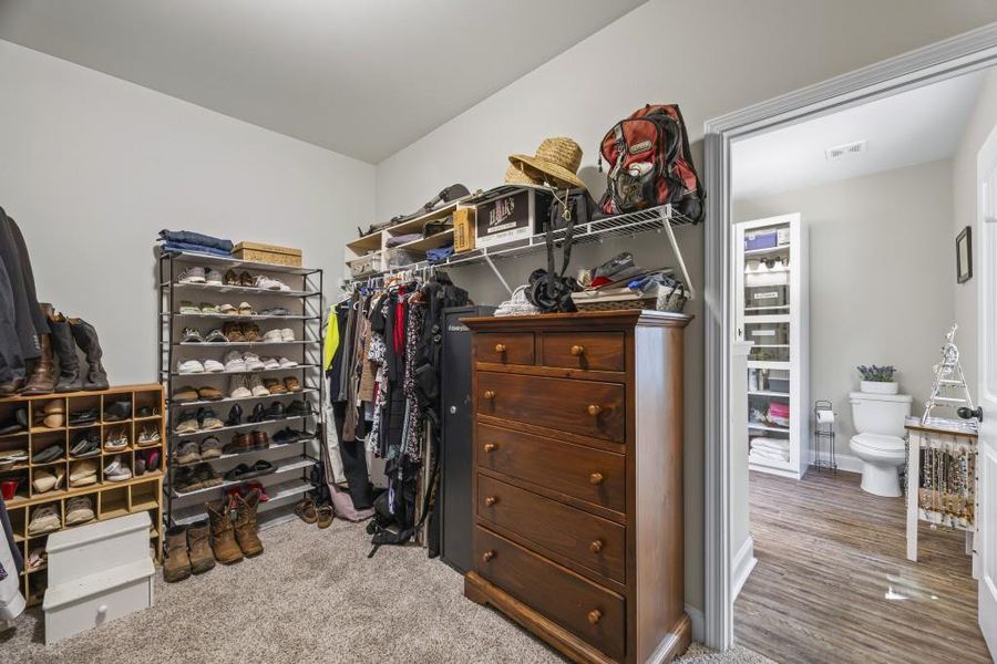 Furnished interior view inside a new home in , Dawsonville (Image 41). Furnished interior view inside a new home in , Dawsonville (Image 41).
