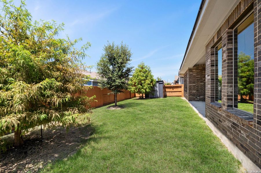 Exterior details and patio area of a home in Stillwater Ranch, San Antonio (Image 19).