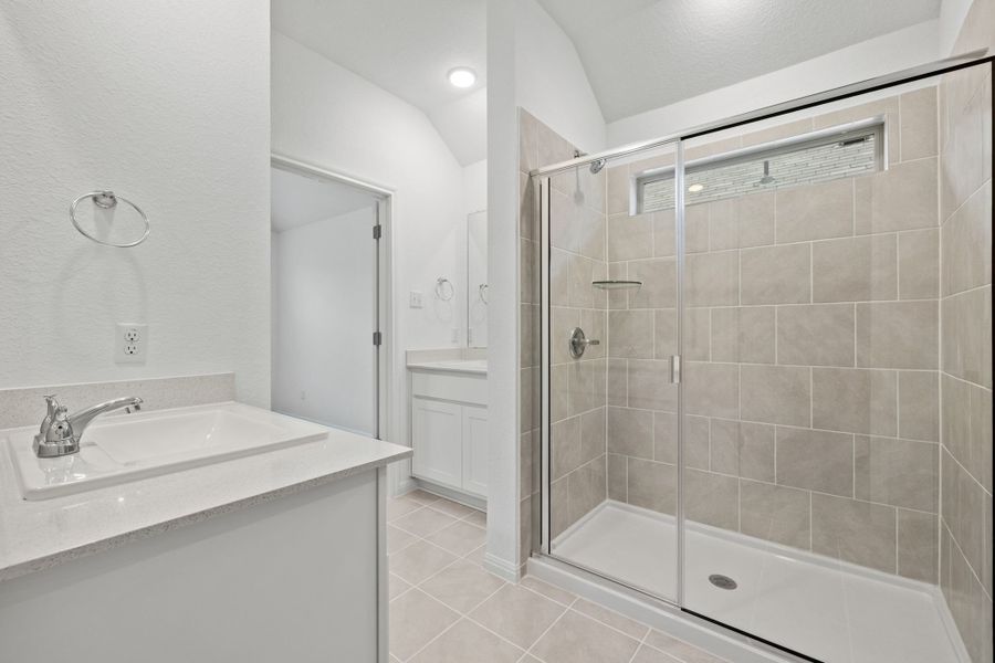 Furnished interior view inside a new home in Trinity Ranch, Elgin (Image 14).