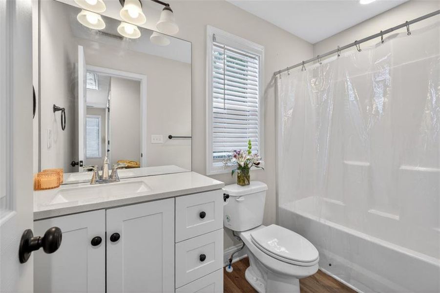 Furnished interior view inside a new home in , Monroe (Image 17).