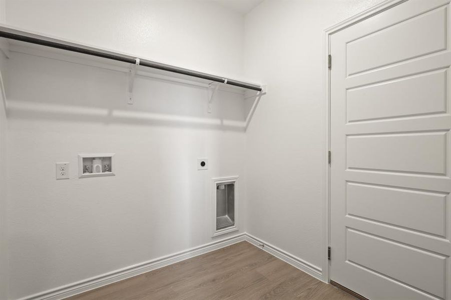 Spacious, unfurnished interior of a new home in Burgess Meadows, Cleburne (Image 10). Spacious, unfurnished interior of a new home in Burgess Meadows, Cleburne (Image 10).