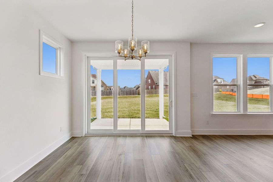 Spacious, unfurnished interior of a new home in Glenview Farms, Murfreesboro (Image 31).