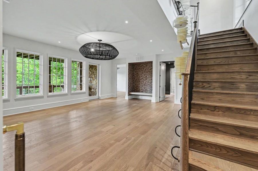 Spacious, unfurnished interior of a new home in , Clarkesville (Image 27).