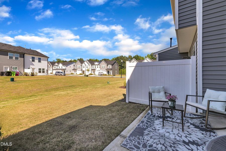 743 Hadstock Path-34