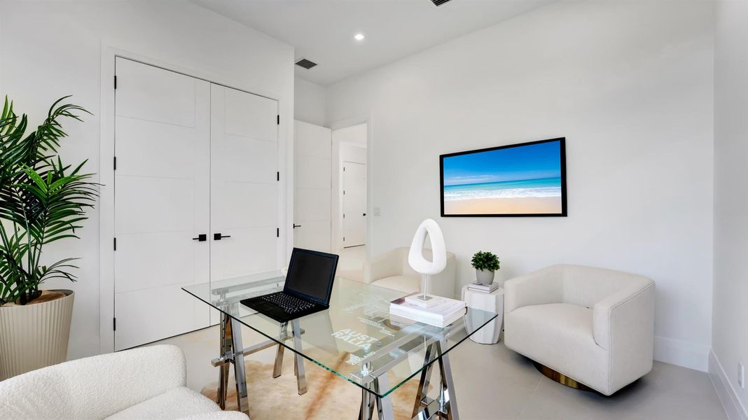 Furnished interior view inside a new home in , Boca Raton (Image 8). Furnished interior view inside a new home in , Boca Raton (Image 8).