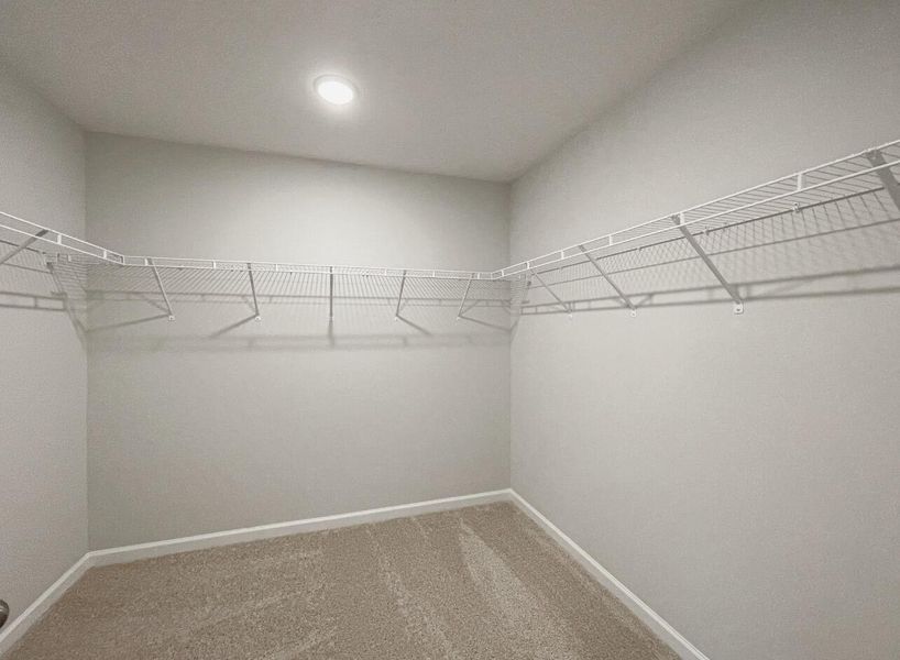 Spacious, unfurnished interior of a new home in East Main Townes, Spartanburg (Image 22).