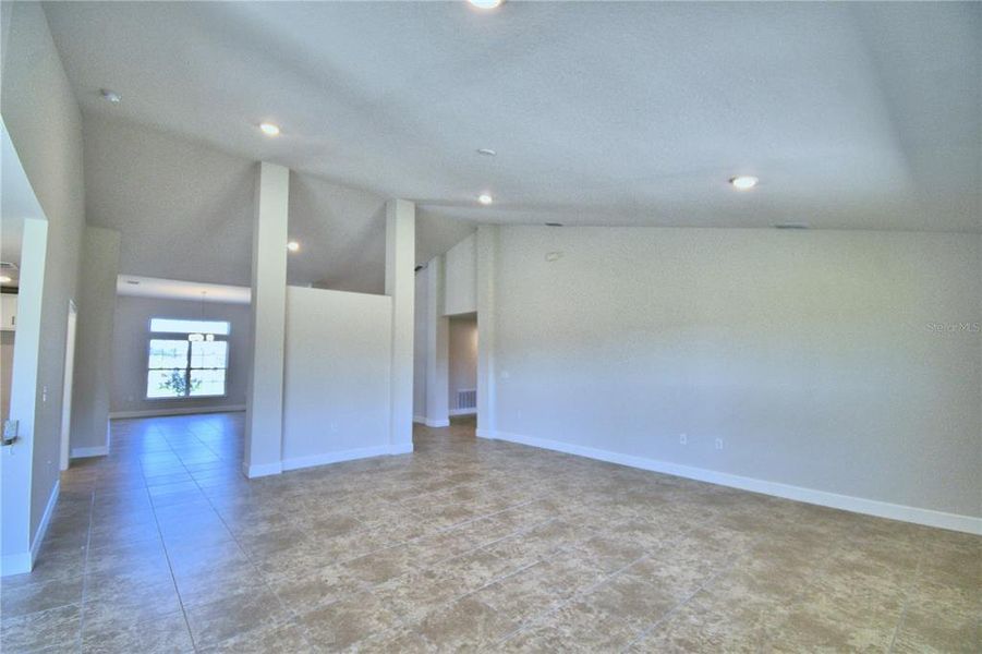 Spacious, unfurnished interior of a new home in Cadence Crossing, Auburndale (Image 41). Spacious, unfurnished interior of a new home in Cadence Crossing, Auburndale (Image 41).