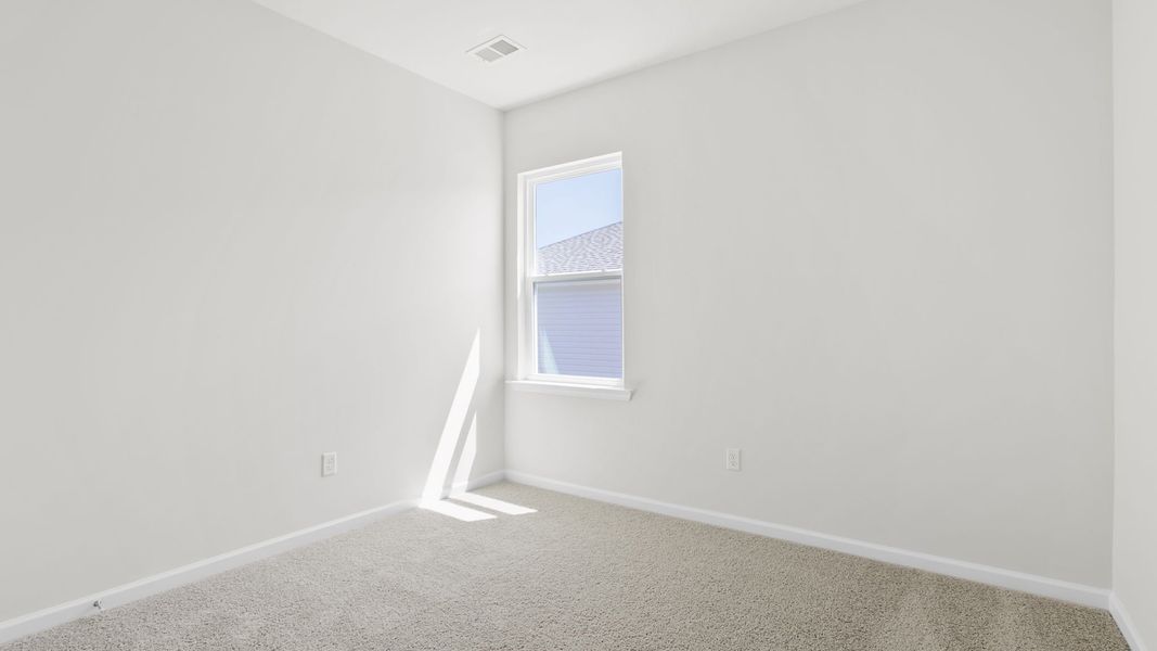 Spacious, unfurnished interior of a new home in Spring Ridge, Anderson (Image 22).