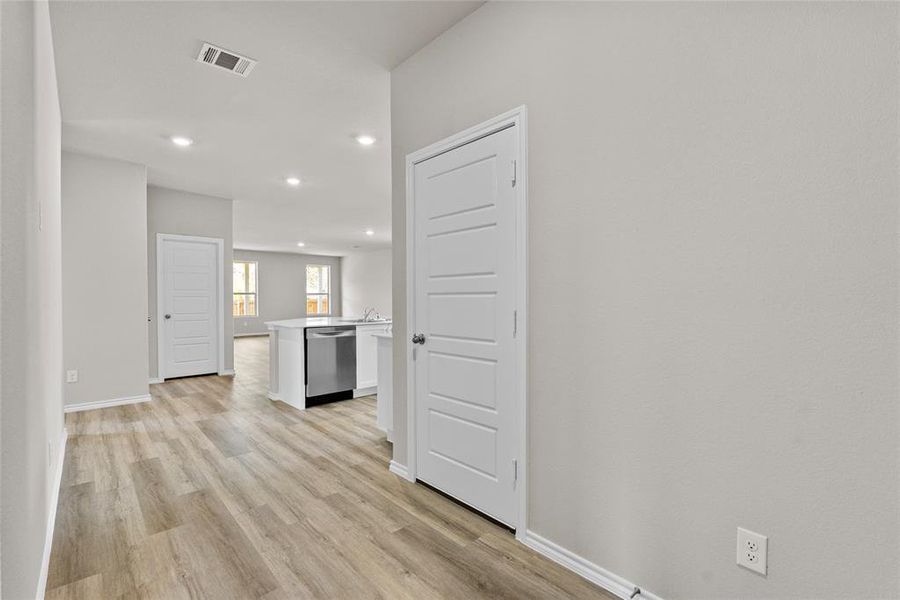 Spacious, unfurnished interior of a new home in , Cleburne (Image 12). Spacious, unfurnished interior of a new home in , Cleburne (Image 12).