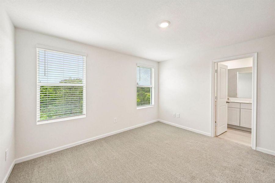 646 Salisbury Cir- (26)