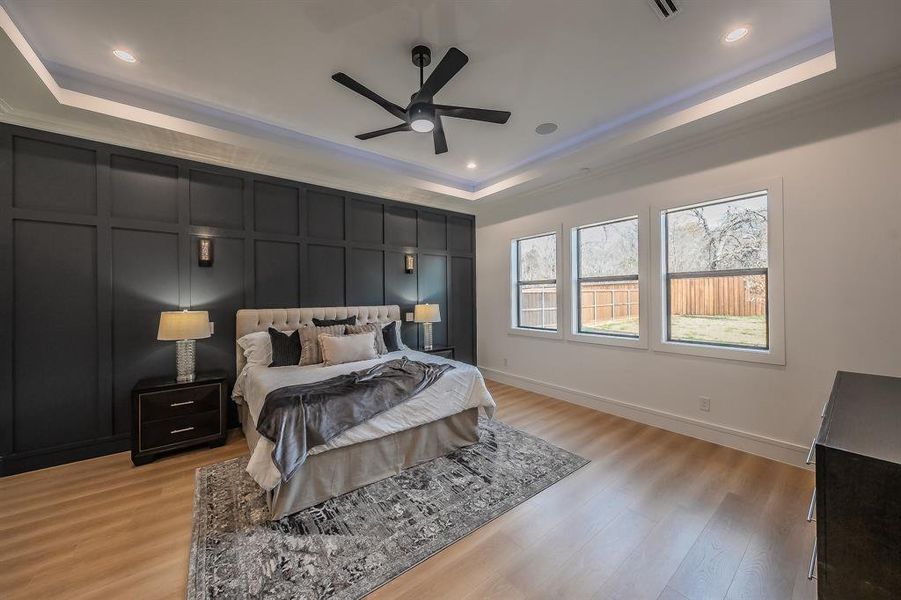 Furnished interior view inside a new home in , Colleyville (Image 32).