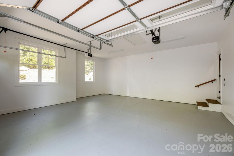 Spacious, unfurnished interior of a new home in , Flat Rock (Image 35).