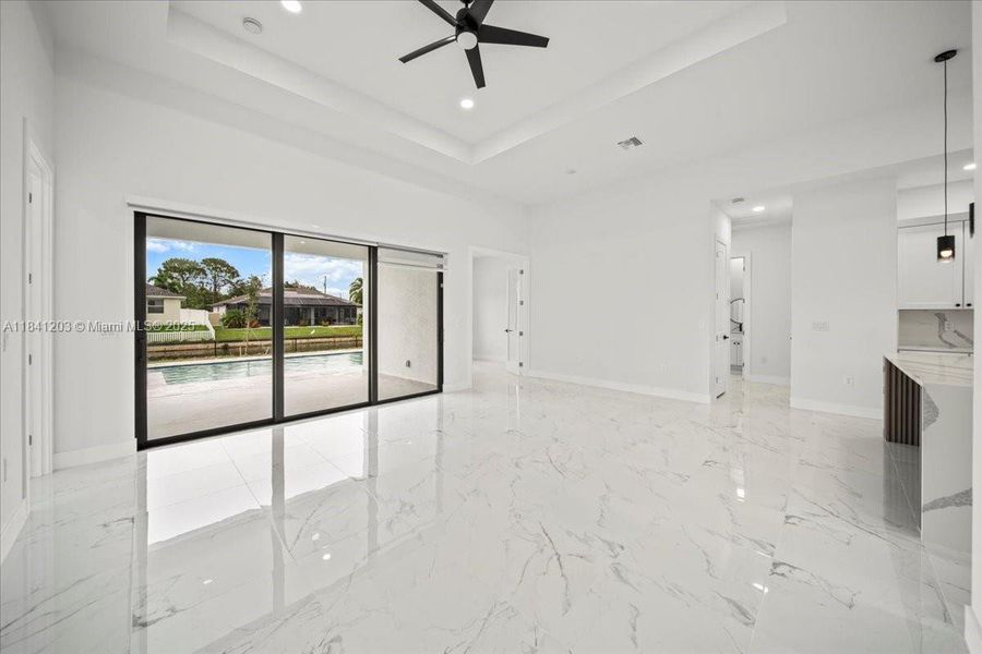 Spacious, unfurnished interior of a new home in , Cape Coral (Image 19). Spacious, unfurnished interior of a new home in , Cape Coral (Image 19).