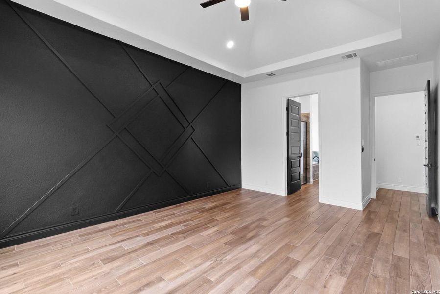 Spacious, unfurnished interior of a new home in , Selma (Image 23).