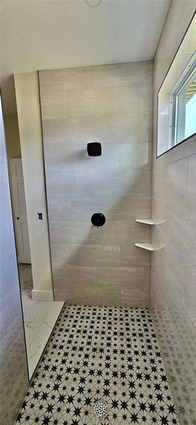 master bath walk-in tiled shower
