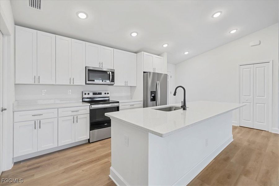 Furnished interior view inside a new home in Cape Coral, Cape Coral (Image 9).