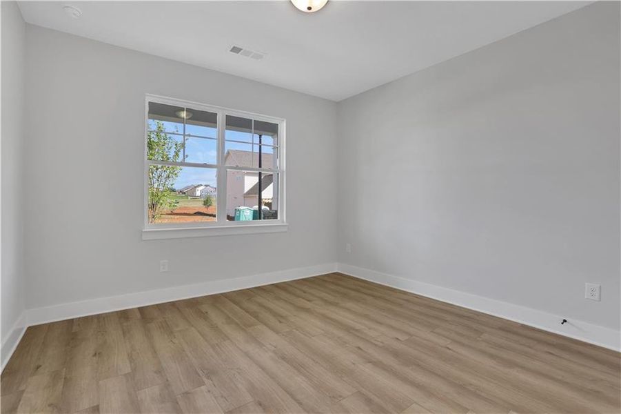 Spacious, unfurnished interior of a new home in Twin Lakes, Hoschton (Image 37).