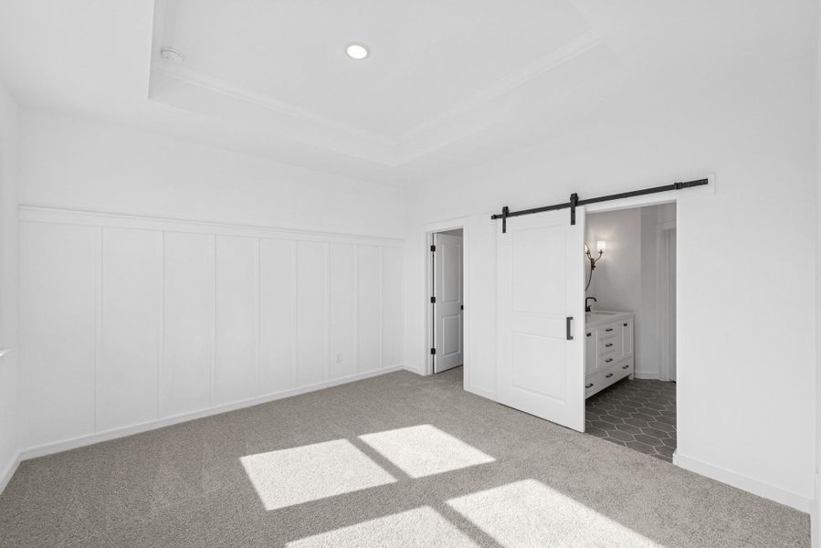 Private primary suite