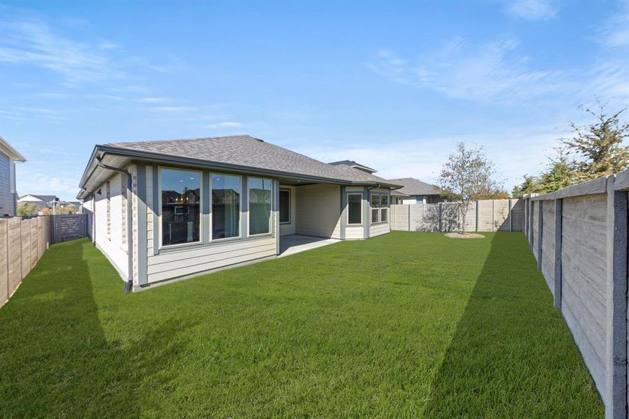 27. 2800 Andora - Back (2) 27. 2800 Andora - Back (2)