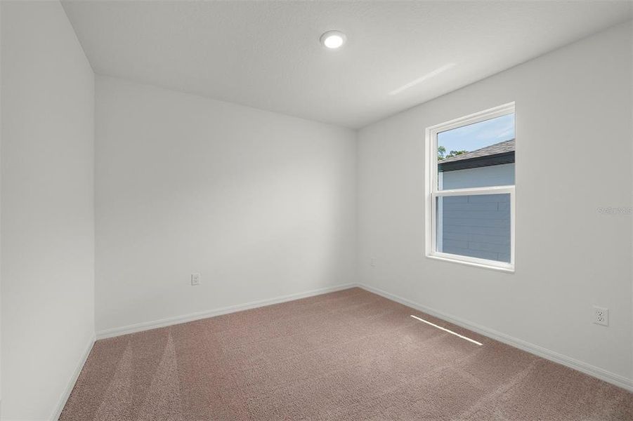 Spacious, unfurnished interior of a new home in Tula Parc, Astatula (Image 47).