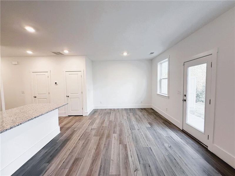 Spacious, unfurnished interior of a new home in Park Vue, Atlanta (Image 26).