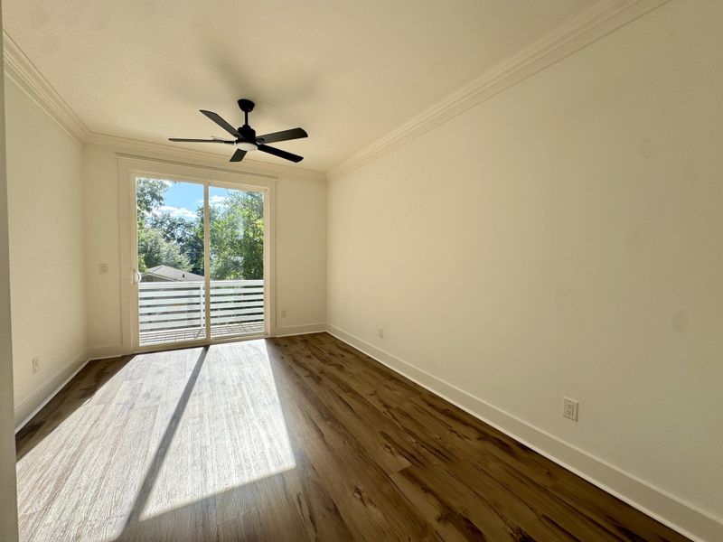 Spacious, unfurnished interior of a new home in , North Charleston (Image 38).